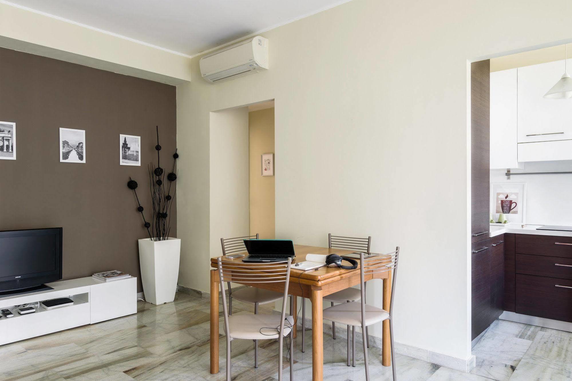 Alcuino Apartment Milan Luaran gambar