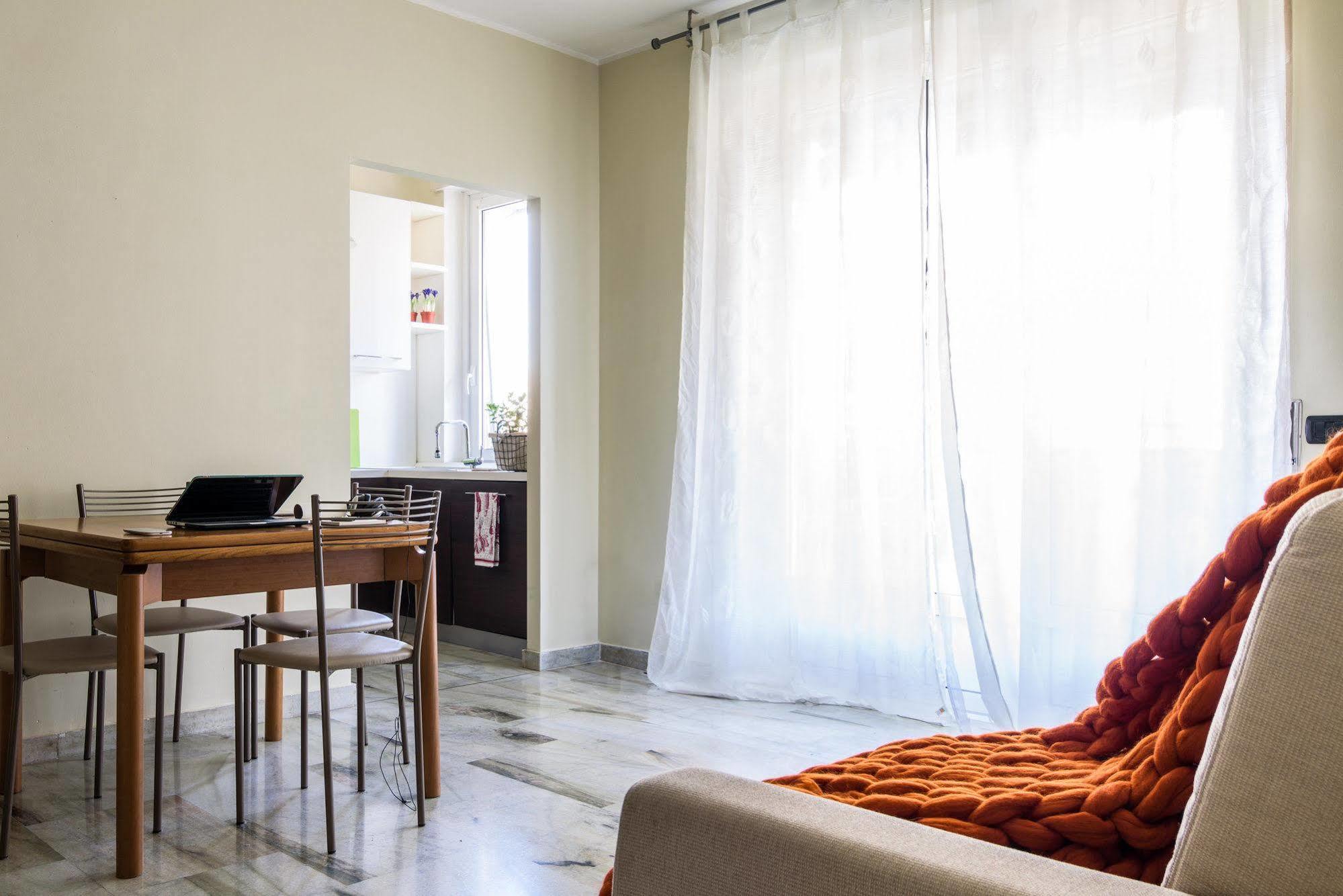 Alcuino Apartment Milan Luaran gambar