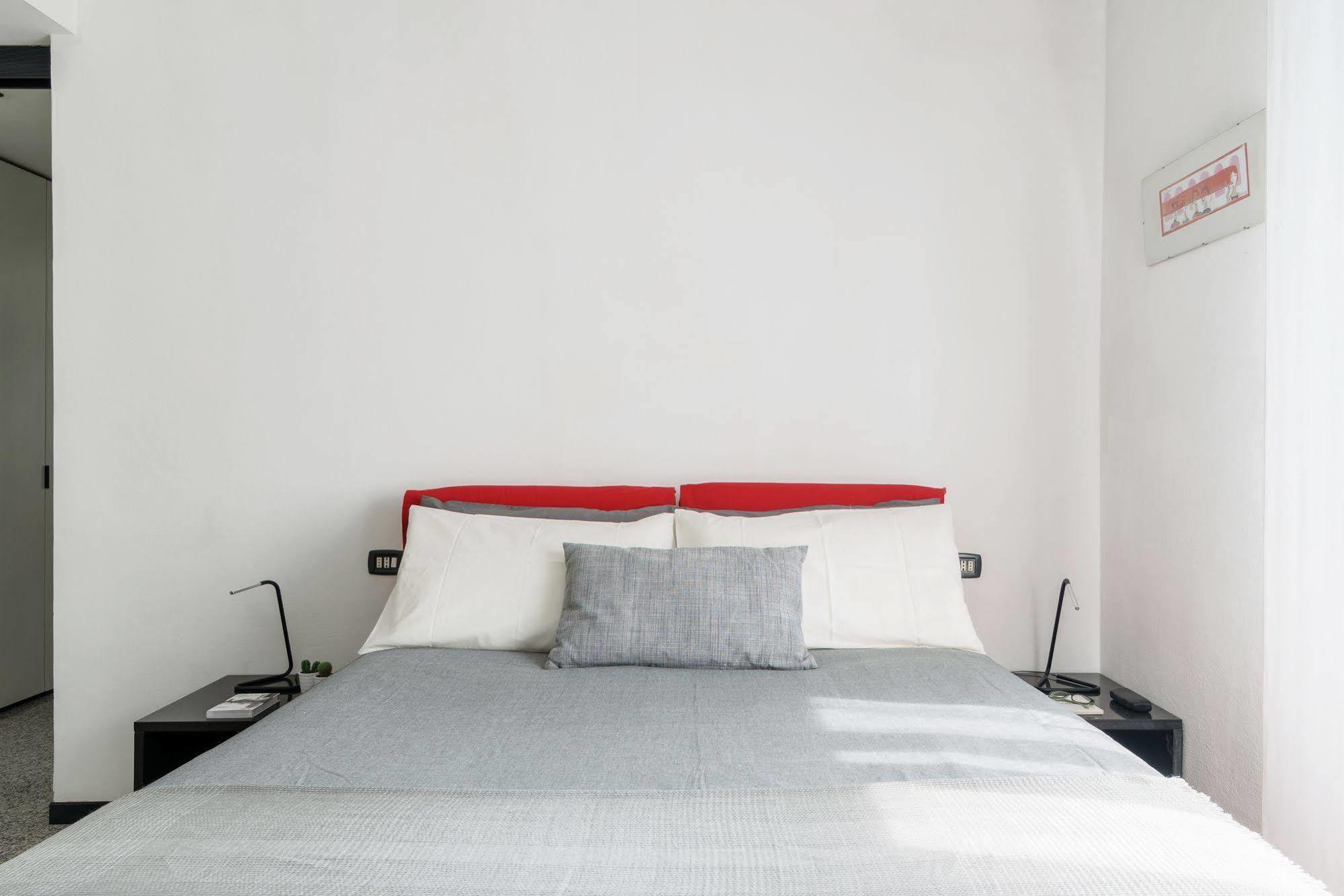 Alcuino Apartment Milan Luaran gambar